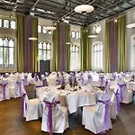 Steigenberger Parkhotel Hotel