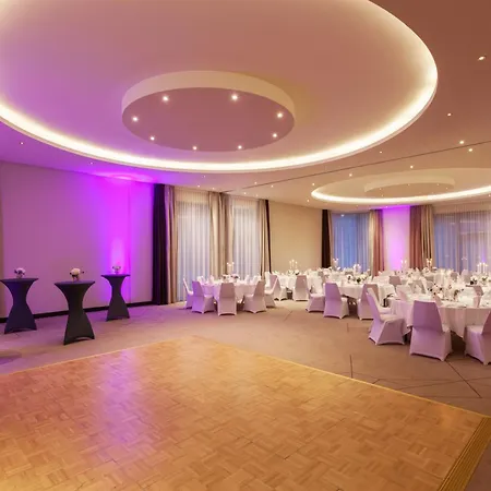 Steigenberger Parkhotel Hotel 4*