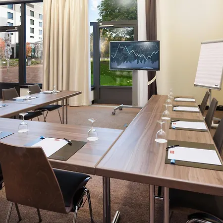 Steigenberger Parkhotel 4*
