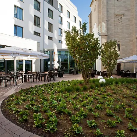 Отель Steigenberger Parkhotel Брауншвейг