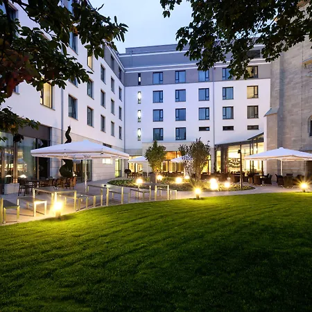 Steigenberger Parkhotel 4*