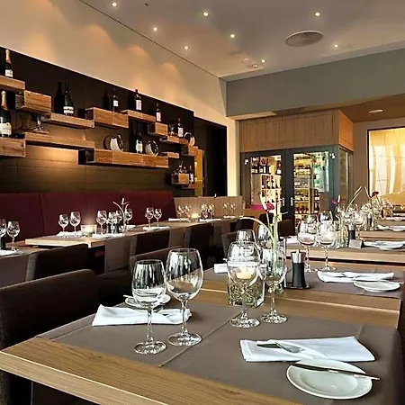 Hotel Steigenberger Parkhotel 4*