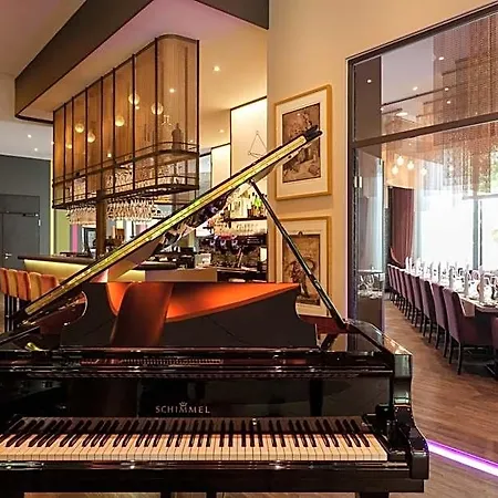 Hotel Steigenberger Parkhotel 4*