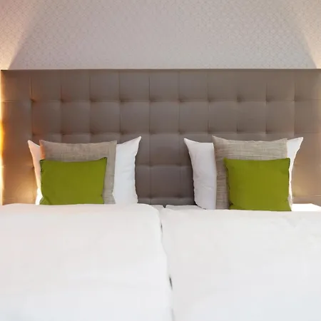Steigenberger Parkhotel 4*