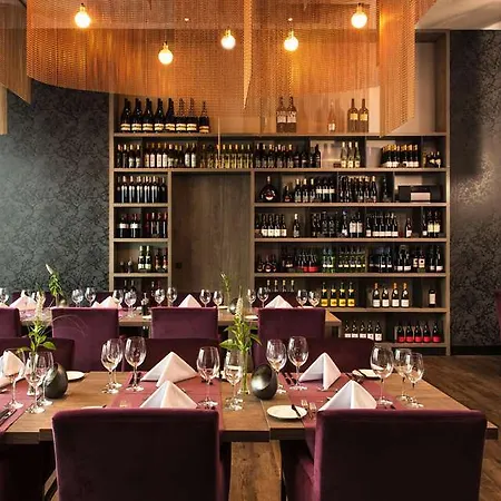 Steigenberger Parkhotel Hotel 4*