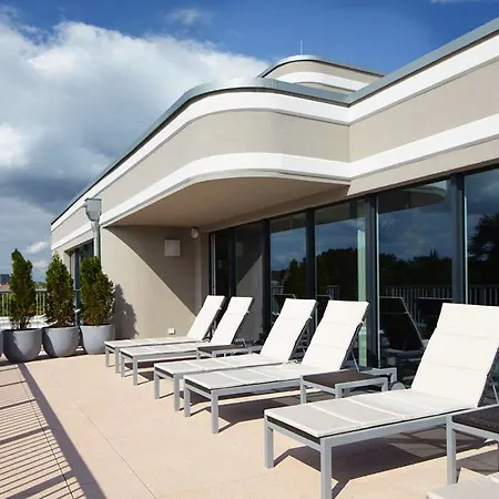 Steigenberger Parkhotel Szálloda