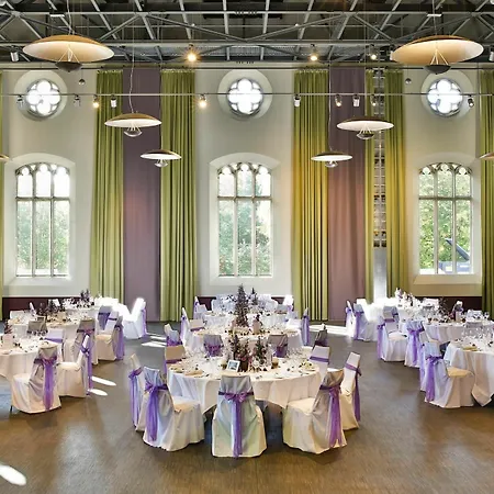 Steigenberger Parkhotel 4*