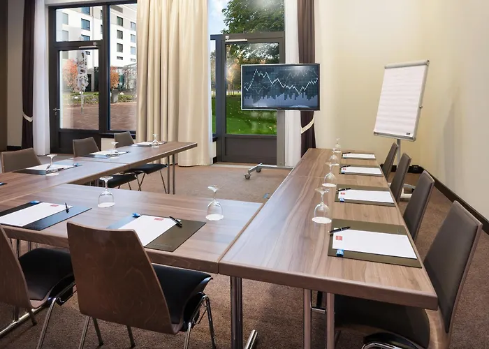 Steigenberger Parkhotel 4*