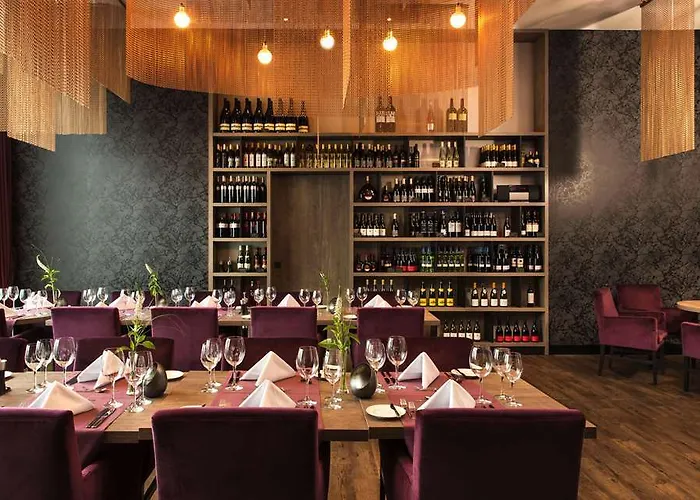 Steigenberger Parkhotel Szálloda 4*